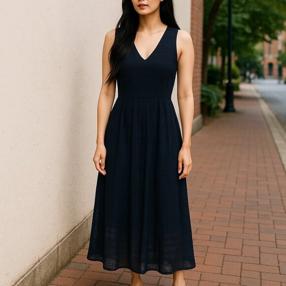 MICHAEL Michael Kors Dresses & Skirts - MICHAEL Michael Kors Women's Maxi Dress Navy Textured Sleeveless L V-Neck Boho